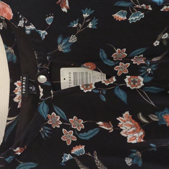 Torrid Floral black dress plus - Picture 2 of 3